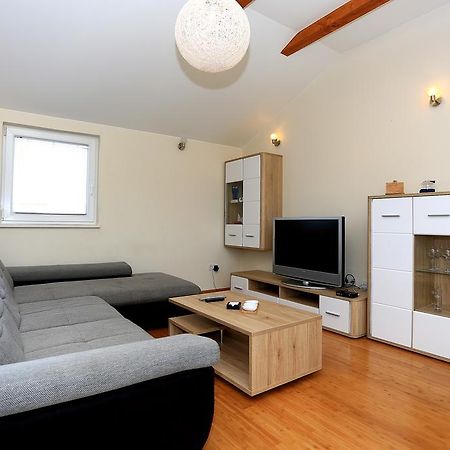 Apartment Pa Ve Murter Zewnętrze zdjęcie