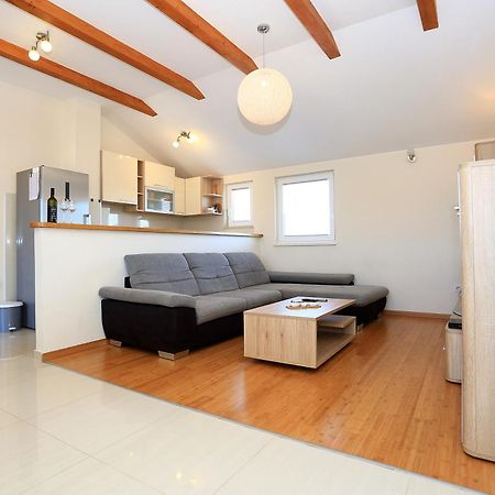 Apartment Pa Ve Murter Zewnętrze zdjęcie