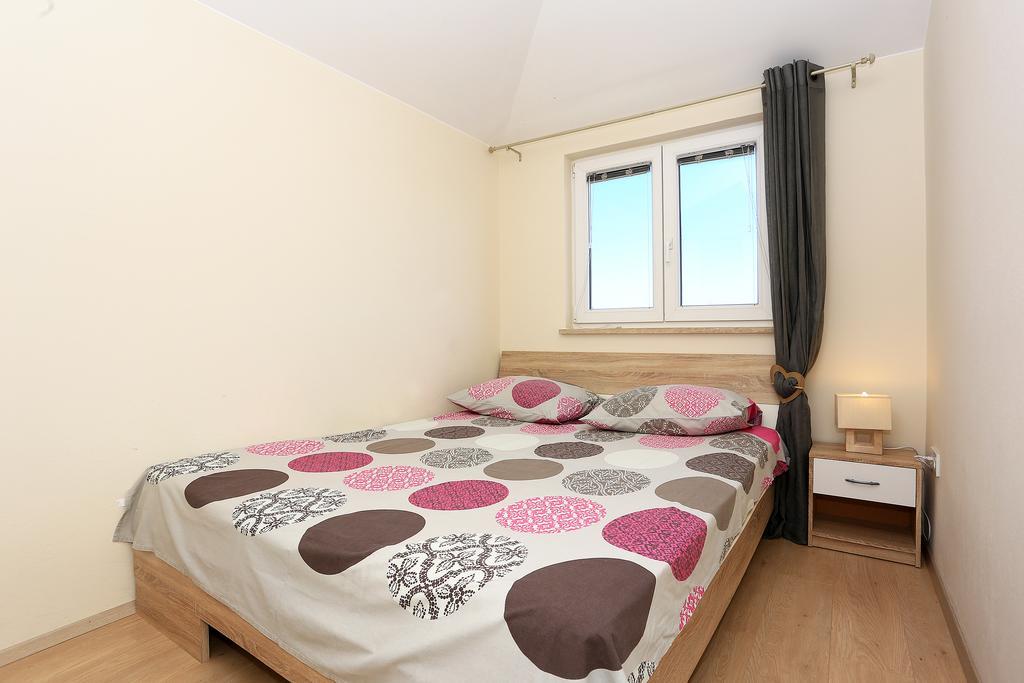 Apartment Pa Ve Murter Zewnętrze zdjęcie