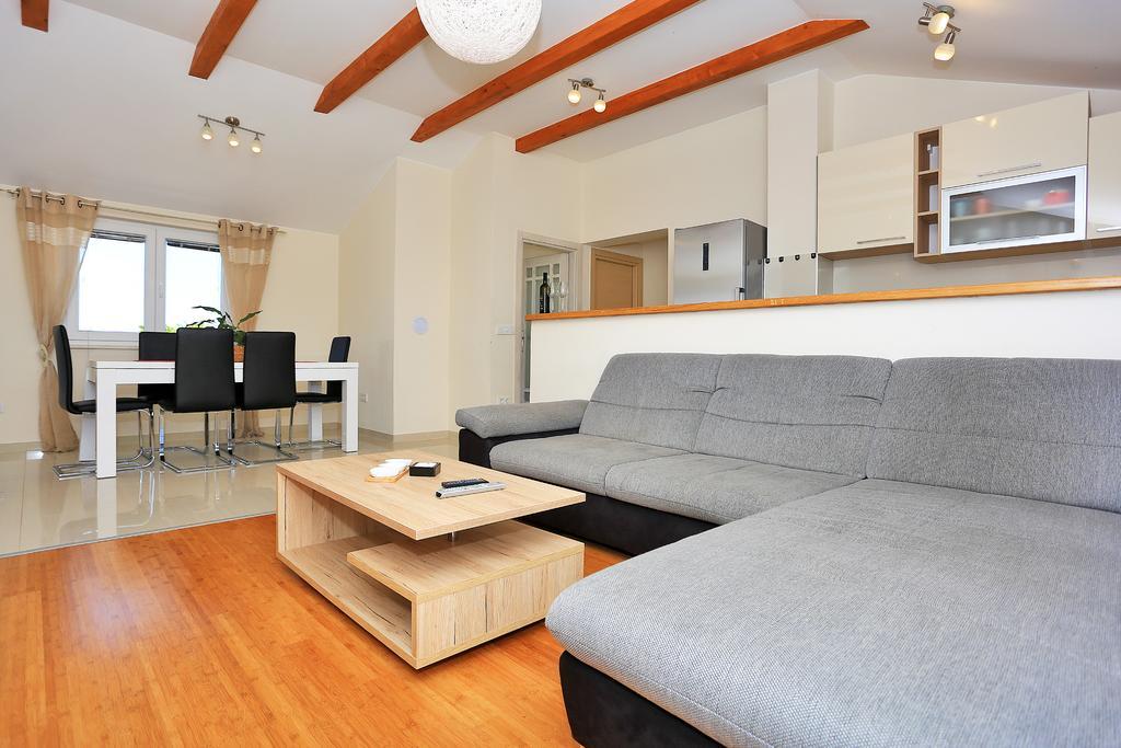 Apartment Pa Ve Murter Zewnętrze zdjęcie