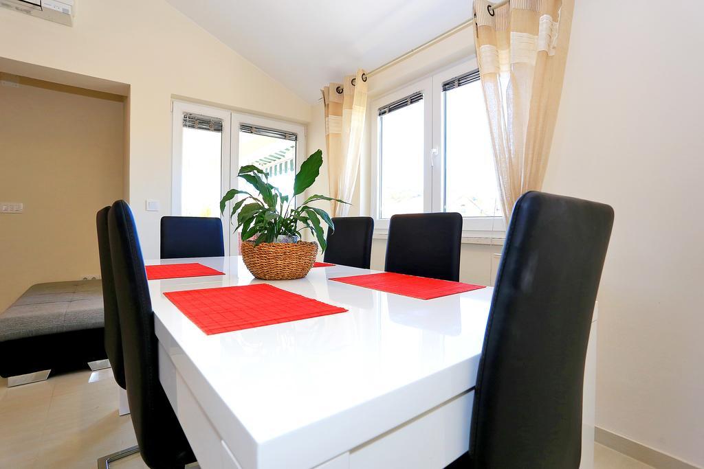 Apartment Pa Ve Murter Zewnętrze zdjęcie