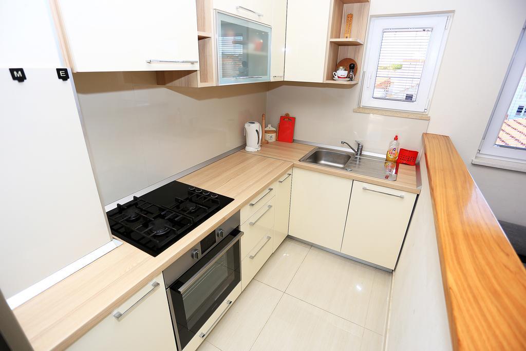 Apartment Pa Ve Murter Zewnętrze zdjęcie