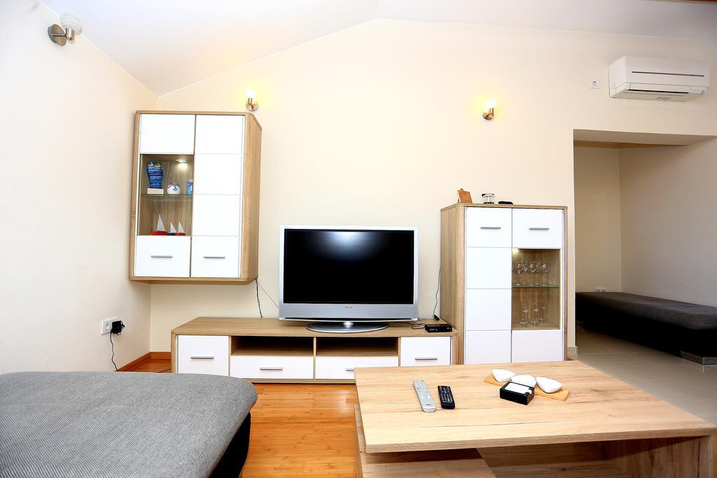 Apartment Pa Ve Murter Zewnętrze zdjęcie
