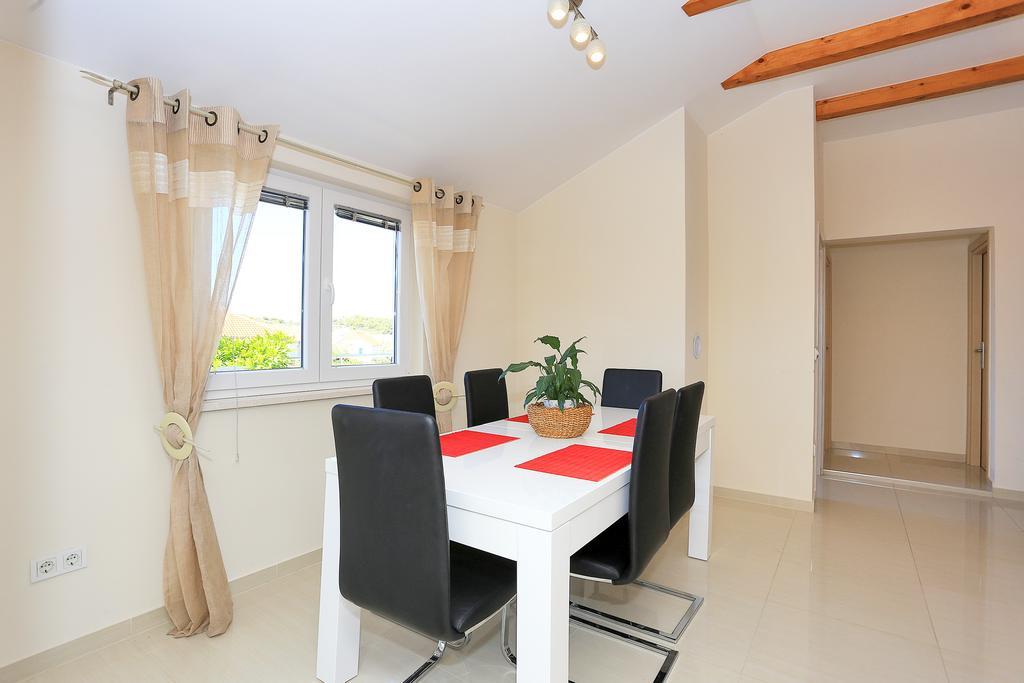 Apartment Pa Ve Murter Zewnętrze zdjęcie
